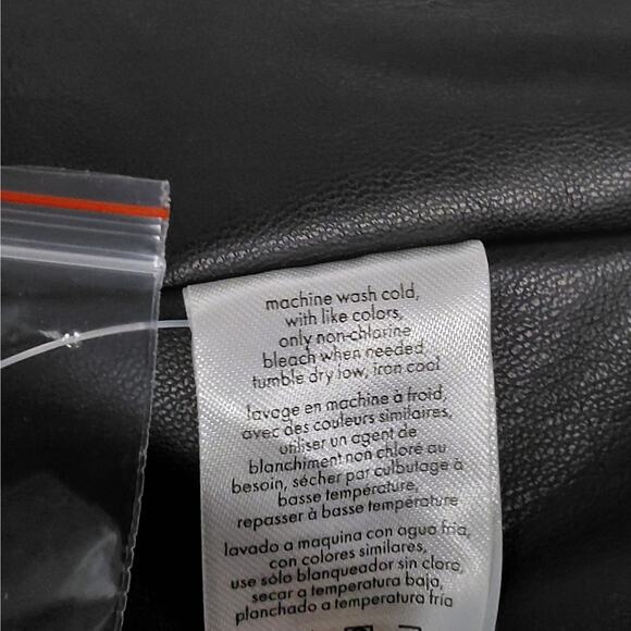 WeWoreWhat Womens Oversized Faux Fur Blazer Jacket Small Ivory Vegan Leather NWT - Picture 15 of 15